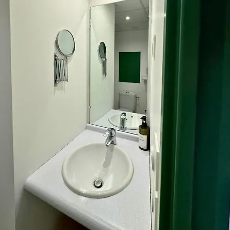 Oasis - Wifi, Clim, Vue, Equipe Apartament Lourdes